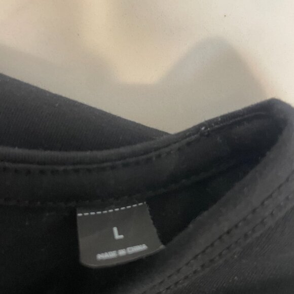 Cuts - Long Sleeve Henley with Curve Hem – Black (Men’s Large) - Picture 5 of 5